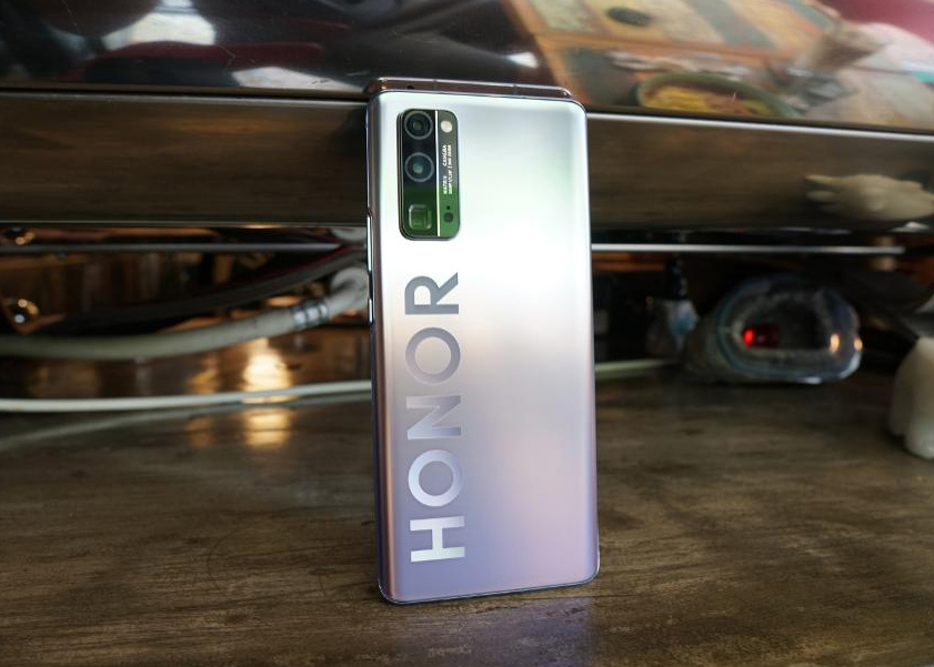 HONOR 30 Pro+ Review: The Most Premium Hardware At Its $550 Price Point