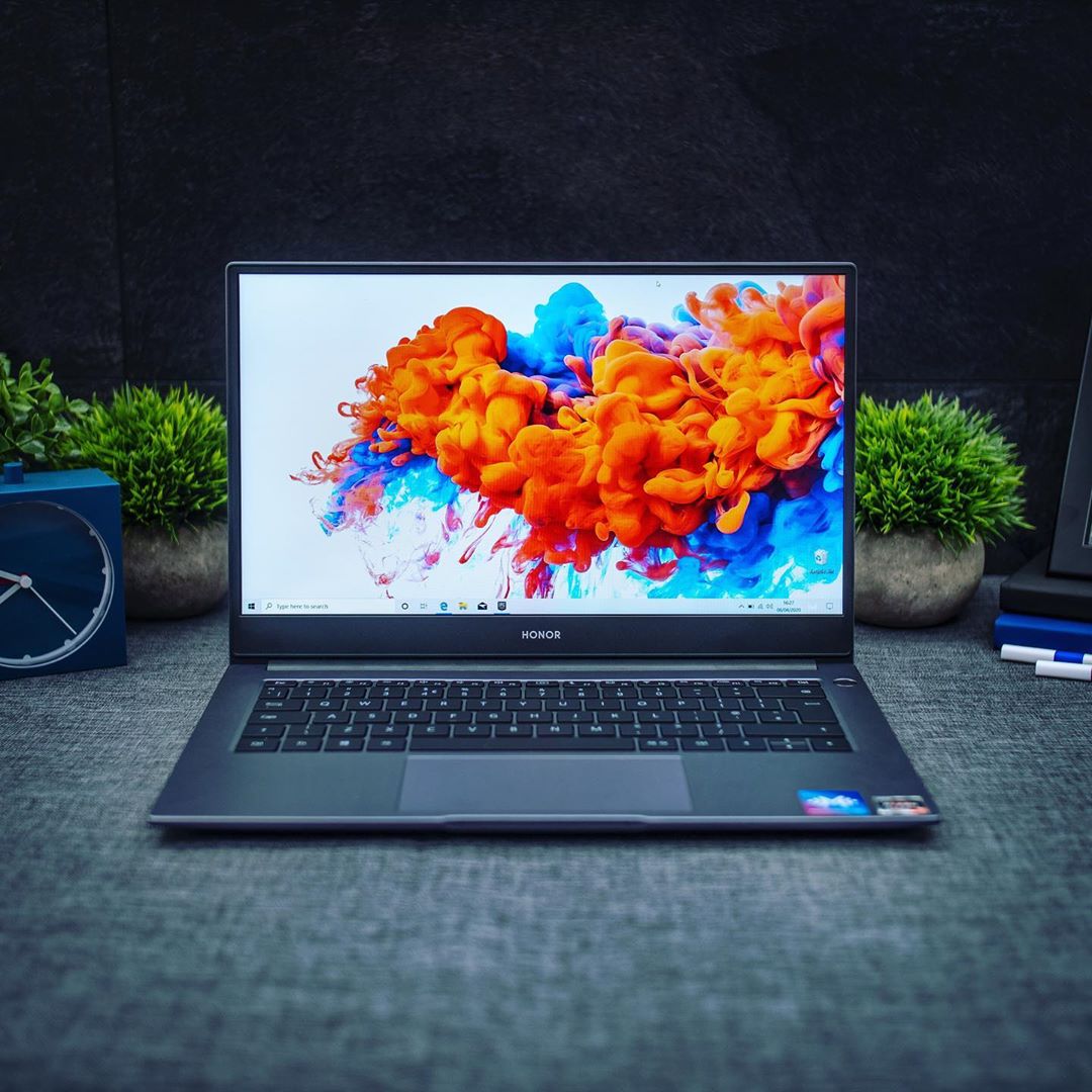 HONOR MagicBook 14: The Best Laptop for Students