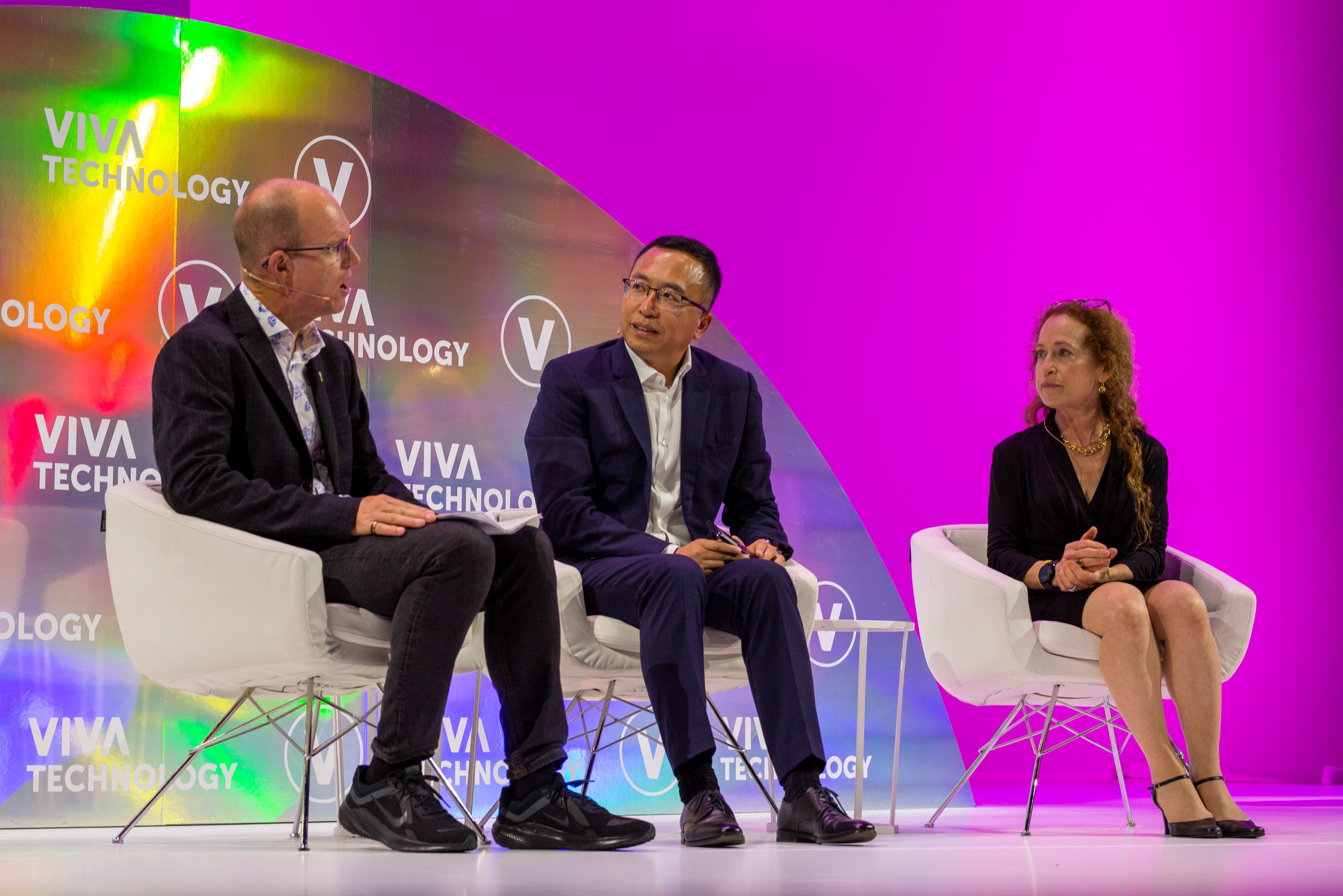 HONOR Unveils Four-Layer AI Architecture and Forges Ahead with Google Cloud for More AI Experiences at VivaTech 2024 5