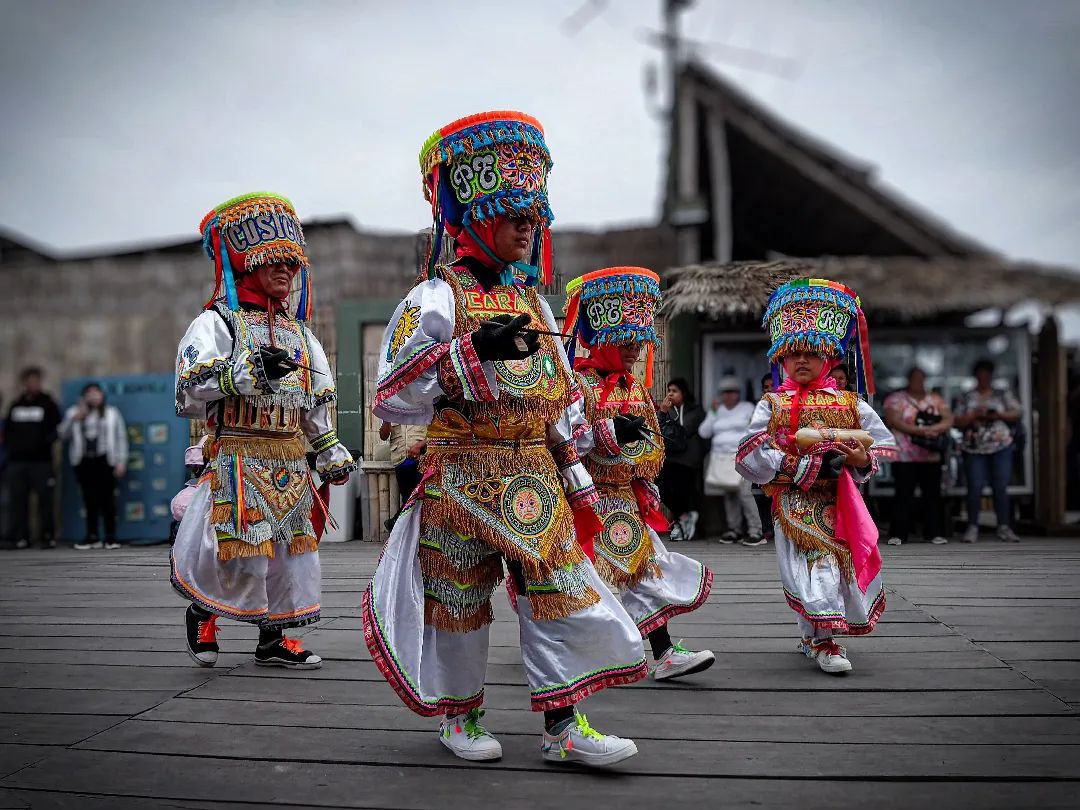 Danzantes de tijera. Cultura, fuerza y tradición